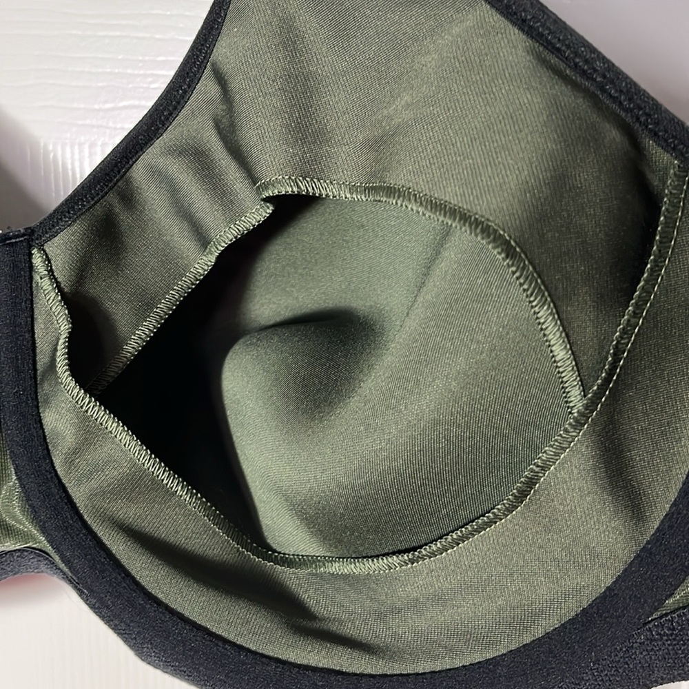 Freya Olive Green and Black Underwire Sports Bra - Picture 14 of 16